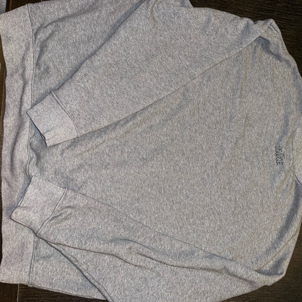 Nike Gray Dri-FIT Sweatshirt with Black Detail - Picture 4 of 4